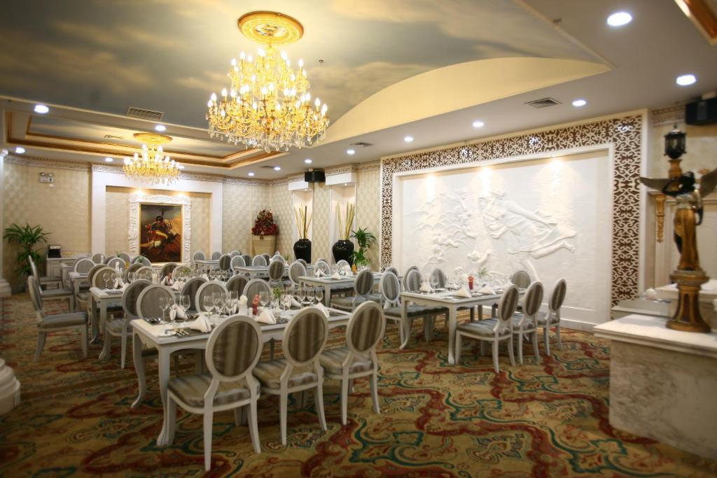 Luoyang Grand Hotel المطعم الصورة